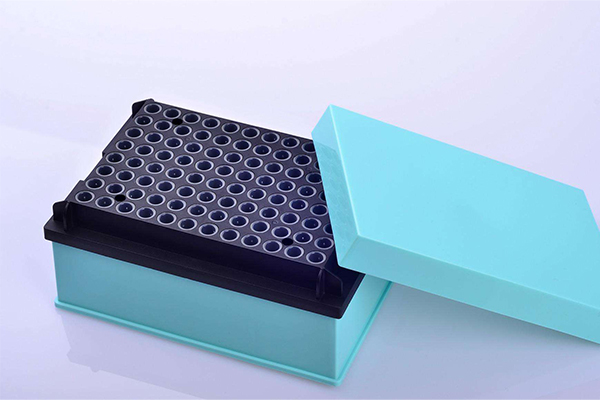 自動裝盒機-吸頭自動塞芯裝盒機