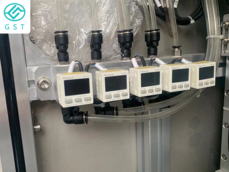 如何注意面膜灌裝封口機的安全衛(wèi)生? 如何注意面膜灌裝封口機的安全衛(wèi)生?